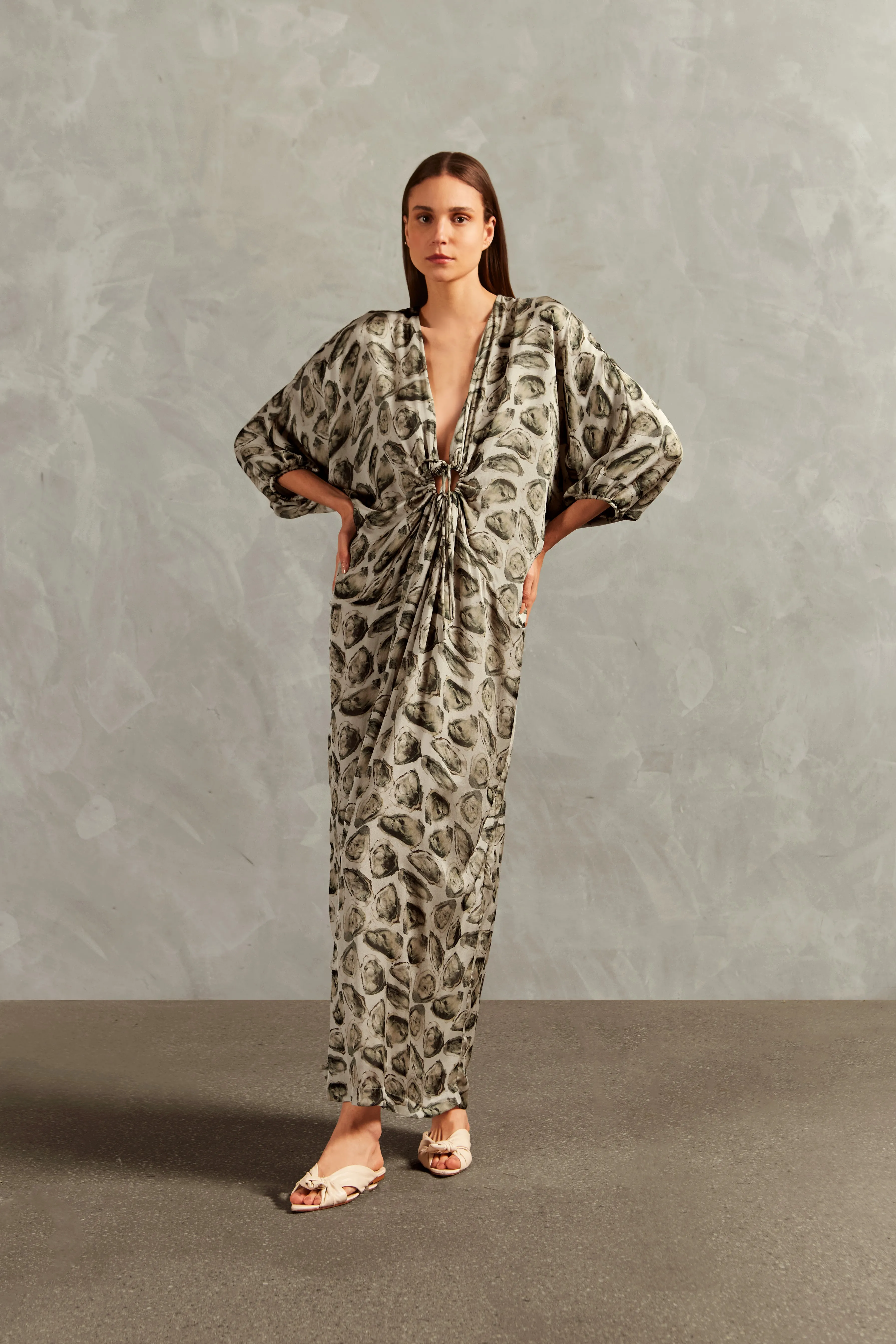 Kaftan Longo de Seda Estampado Ostras