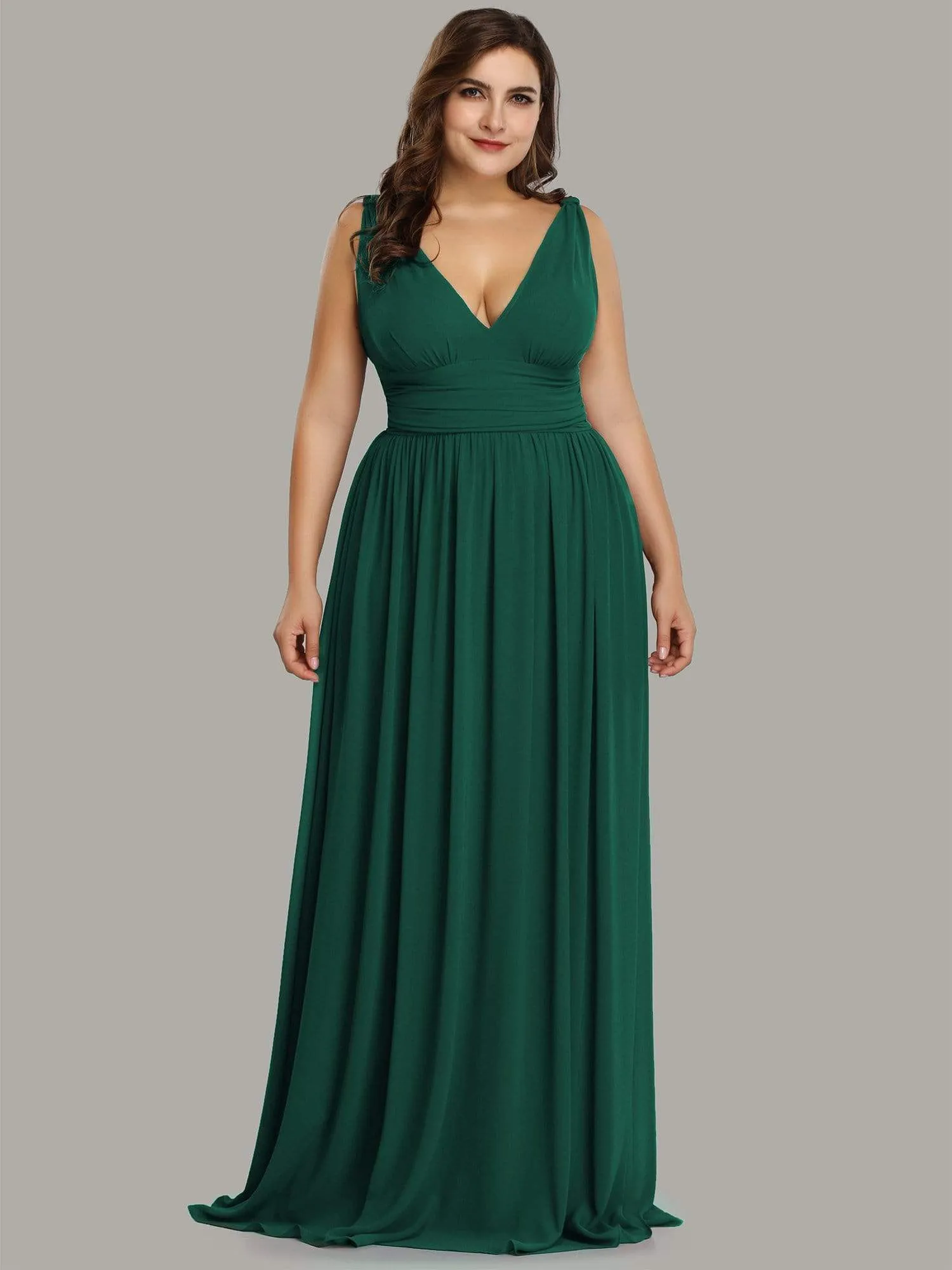 Plus Size Sleeveless V-Neck Semi-Formal Chiffon Bridesmaid Dress