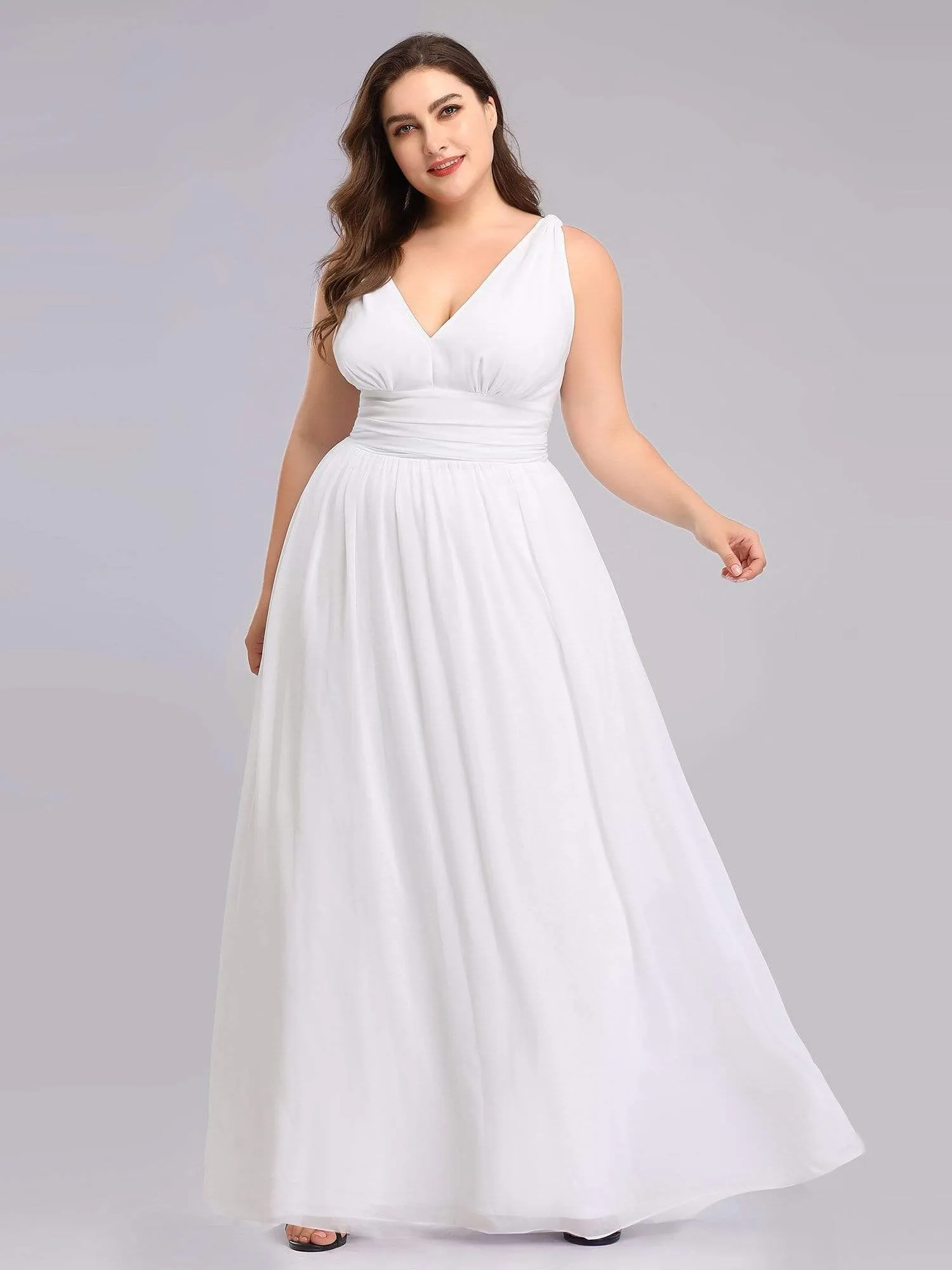 Plus Size Sleeveless V-Neck Semi-Formal Chiffon Bridesmaid Dress